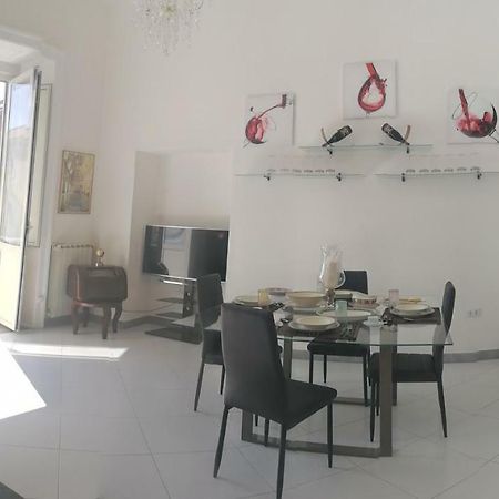 Reggiahome Apartment Caserta Luaran gambar