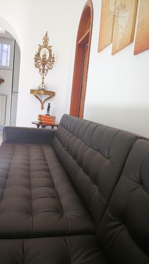 Reggiahome Apartment Caserta Luaran gambar