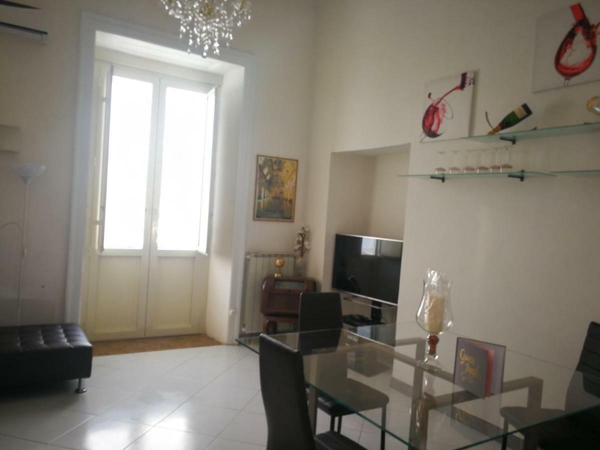 Reggiahome Apartment Caserta Luaran gambar